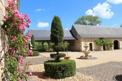 Jardin de l'établissement Domaine du prieuré Saint Ellier