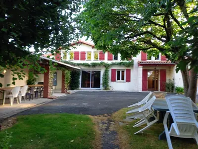 Jardin de l'établissement Gîte 'Chez René' - 10 min du PUY DU FOU