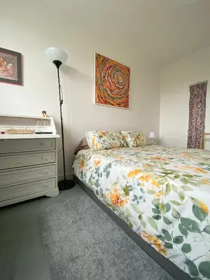 Un ou plusieurs lits dans un hébergement de l'établissement Bed and Breakfast Nantes au calme proche aéroport, gare et centre-ville
