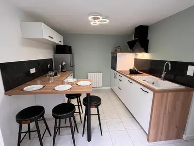 Cuisine ou kitchenette dans l'établissement Maison du Colombier