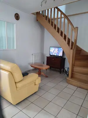 Télévision ou salle de divertissement dans l'établissement hortensia 8