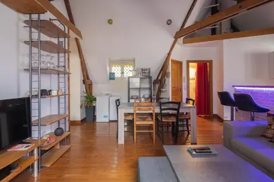 Télévision ou salle de divertissement dans l'établissement Appartement spacieux au cœur d'Angers étage 3 - 6 personnes