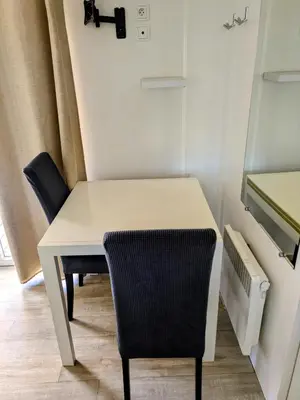 Plan de l'établissement Mobil home 4x8m et terrasse 18m2
