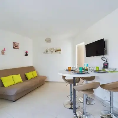 Maison pour 4 entre plages et marais salants