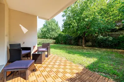 Jardin de l'établissement La Fontaine - Confortable, Calme & Spacieux