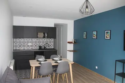 Plan de l'établissement Charmant T2 à 2 pas du centre-ville et du marché de Talensac