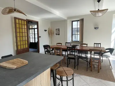 Coin salon dans l'établissement Le Logis de Sally