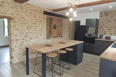 Cuisine ou kitchenette dans l'établissement La Cab'Anne