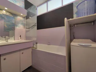 Salle de bains dans l'établissement FACE MER grand T3 familial, parking gratuit