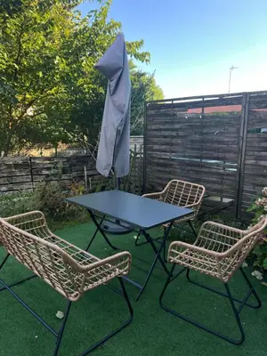 Jardin de l'établissement Appartement d'Exception à 20m de la Plage Votre Évasion Parfaite