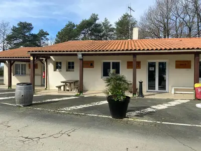 Bâtiment de le camping