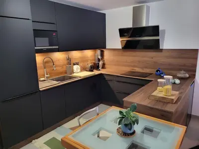 Cuisine ou kitchenette dans l'établissement Logement entier - Chez Benjamin