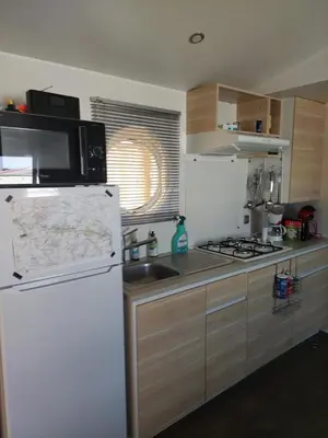 Cuisine ou kitchenette dans l'établissement Pole equestre la challoire 85290 evrunes