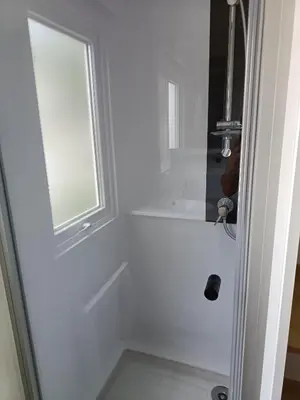 Salle de bains dans l'établissement MH 805 Camping Bois Dormant