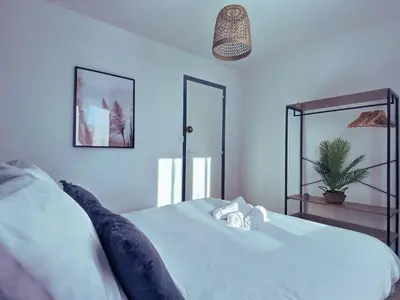 Un ou plusieurs lits dans un hébergement de l'établissement Maison des chalets, 4ch, 8p - Angers -CHU