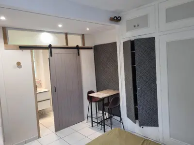 Cuisine ou kitchenette dans l'établissement Gare - La Blancheraie