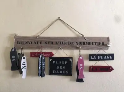 Certificat, récompense, panneau ou autre document affiché dans l'établissement Maison pecheur dans le banzeau