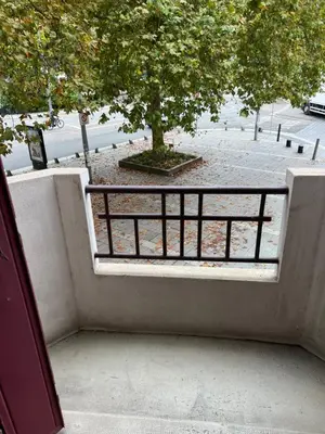 Balcon ou terrasse dans l'établissement Charmant appart o cœur de Nantes avec parking