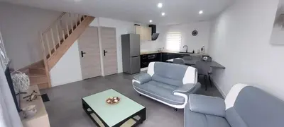 Cuisine ou kitchenette dans l'établissement Maison confortable à Casson, 60 m², bien équipée