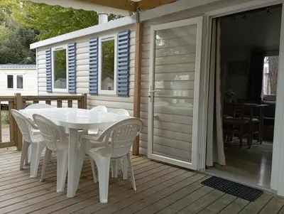 Balcon ou terrasse dans l'établissement Mobil-home bww camping le bois dormant