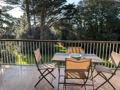 Balcon ou terrasse dans l'établissement Ker Maretz Appartement lumineux entre côte et parc