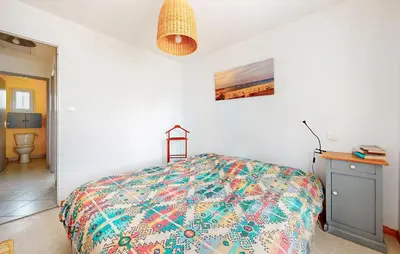 Un ou plusieurs lits dans un hébergement de l'établissement 3 Bedroom Nice Home In Barbatre