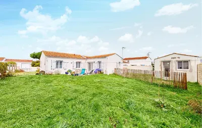 Jardin de l'établissement 3 Bedroom Nice Home In Barbatre