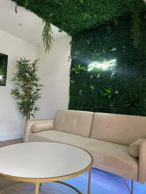 Coin salon dans l'établissement Cosy Angevin - Joli petit appartement