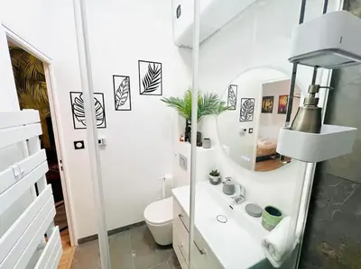 Salle de bains dans l'établissement L'Ethnique - Hypercentre - Gare