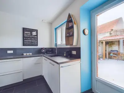 Cuisine ou kitchenette dans l'établissement St Hilaire de Riez, Maison de ville pour 6