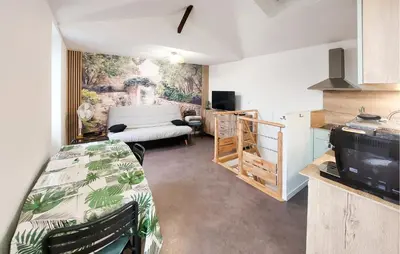 Un ou plusieurs lits dans un hébergement de l'établissement Beautiful Apartment With Wifi