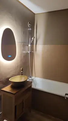Salle de bains dans l'établissement Studio face mer
