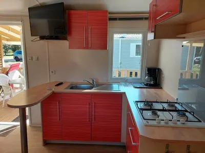 Cuisine ou kitchenette dans l'établissement Super Mercure