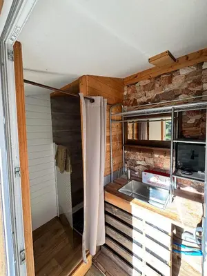 Cuisine ou kitchenette dans l'établissement Evasion insulaire mystérieuse