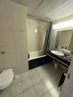 Salle de bains dans l'établissement Studio Carquefou