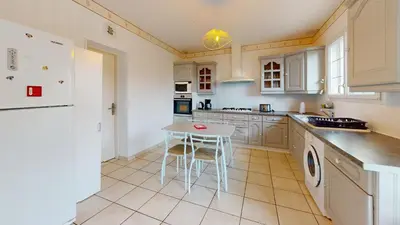 Cuisine ou kitchenette dans l'établissement Le Secret des Marees