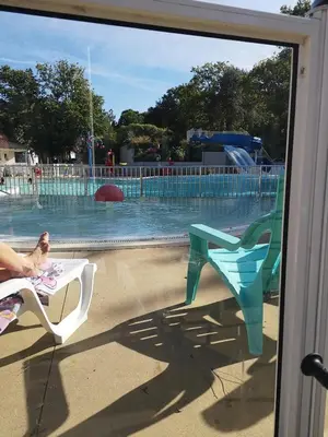Piscine de l'établissement Bungalow confortable à Saint-Brevin-les-Pins avec piscine, 40 m² ou située à proximité