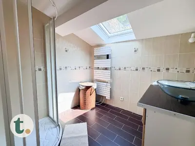 Salle de bains dans l'établissement Tranquiloue - Maison familiale près du PuyduFou