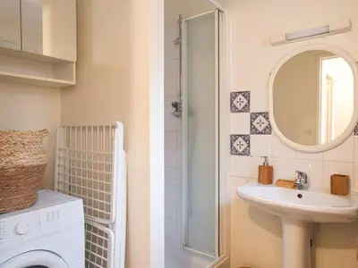 Salle de bains dans l'établissement Appartement quartier NEY 3 personnes