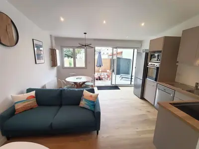 Cuisine ou kitchenette dans l'établissement Maison 4 pers 300m de la mer