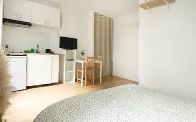 Cuisine ou kitchenette dans l'établissement Le Bouffay - Quiet and soothing studio