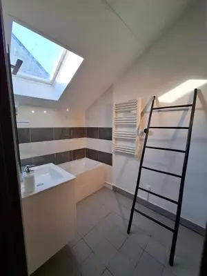 Salle de bains dans l'établissement Moulin Rondard