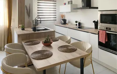Cuisine ou kitchenette dans l'établissement Jolie Maison