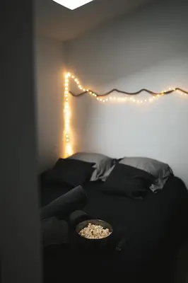 Coin salon dans l'établissement CinéCosy - Gare d'Angers & Château