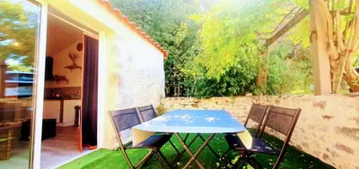 Jardin de l'établissement Maison 2/4 pers Les Herbiers proche Puy du Fou