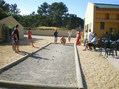 Clients de l'établissement ZEcamping 4 2km plage piscine chauffée animaux acceptés club enfant