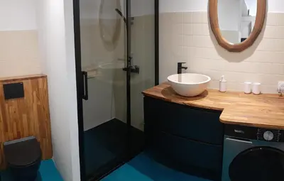 Salle de bains dans l'établissement Gîte du Château des Bretonnières sur Vie