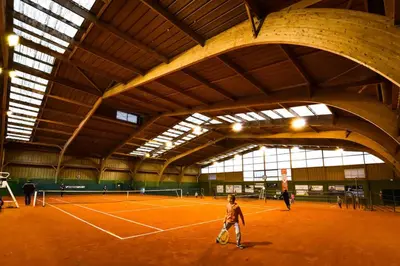 Tennis ou squash au sein de l'appartement ou à proximité