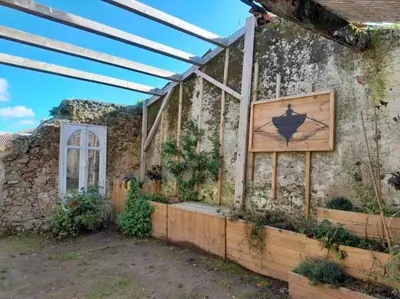 Jardin de l'établissement Le Nid du Lac