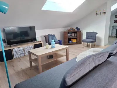 Télévision ou salle de divertissement dans l'établissement Maison St Marc bord de mer proche plage